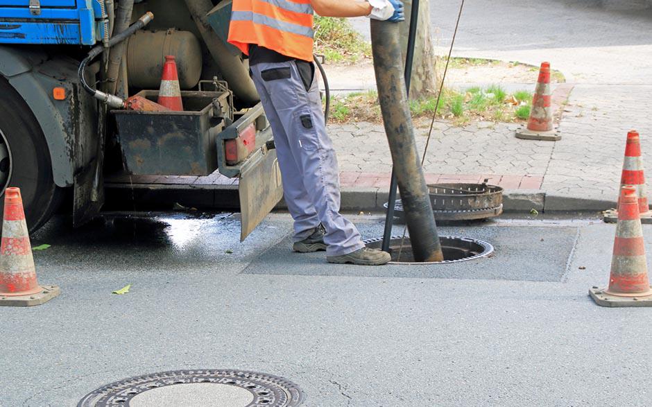débouchage canalisation eaux usées Paris 17